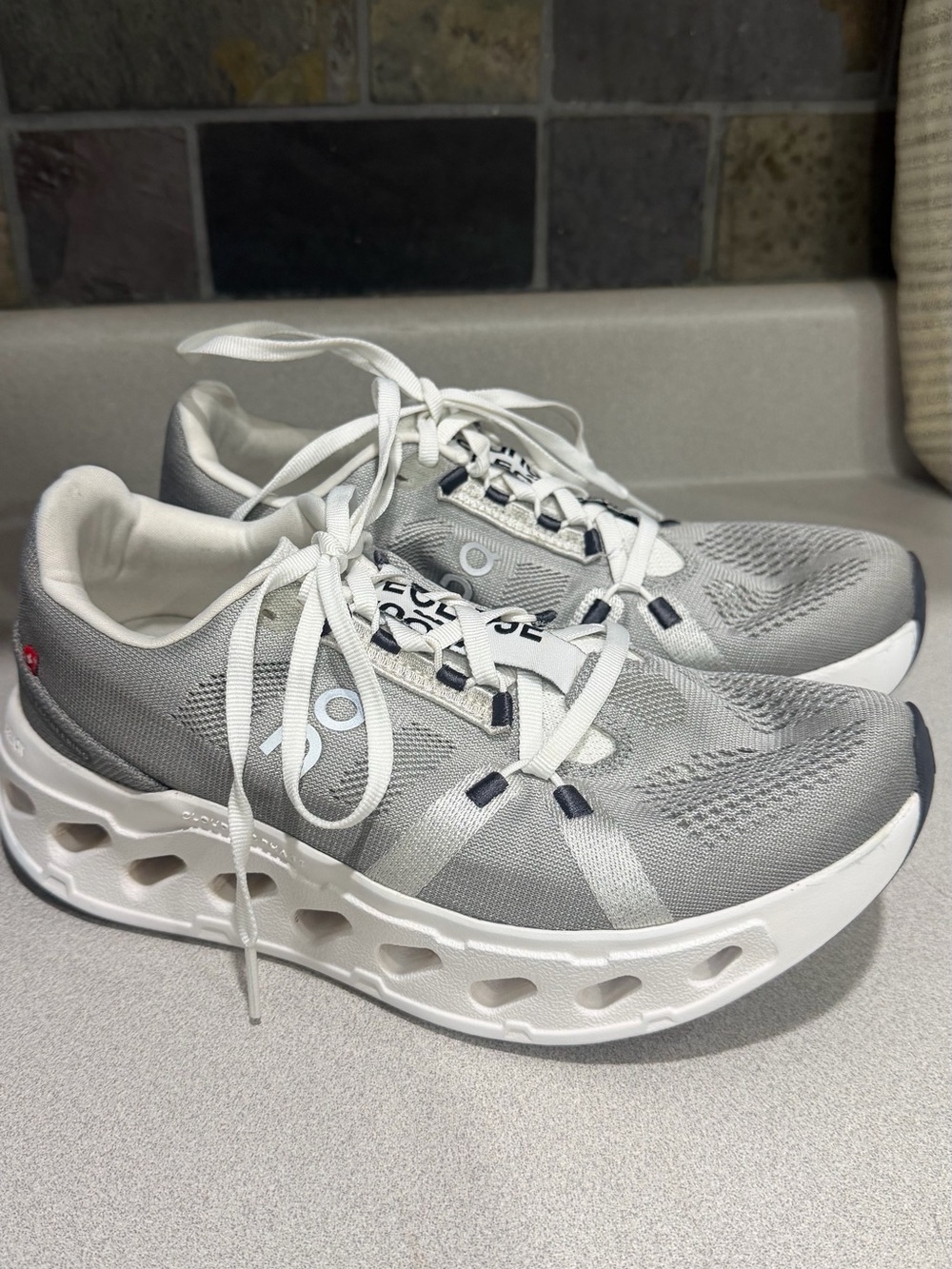 ON Running Brand Cloud Cloudeclipse Grey/White Women's Size 8 #sneakers #oc